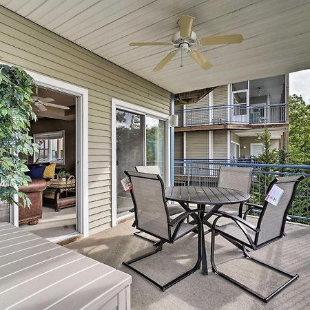 Waterfront Lake Ozark Condo With Deck And Pools ภายนอก รูปภาพ